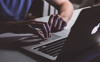 2000万身价引爆热议！妖星横空出世，利物浦锋线能否改写十年格局